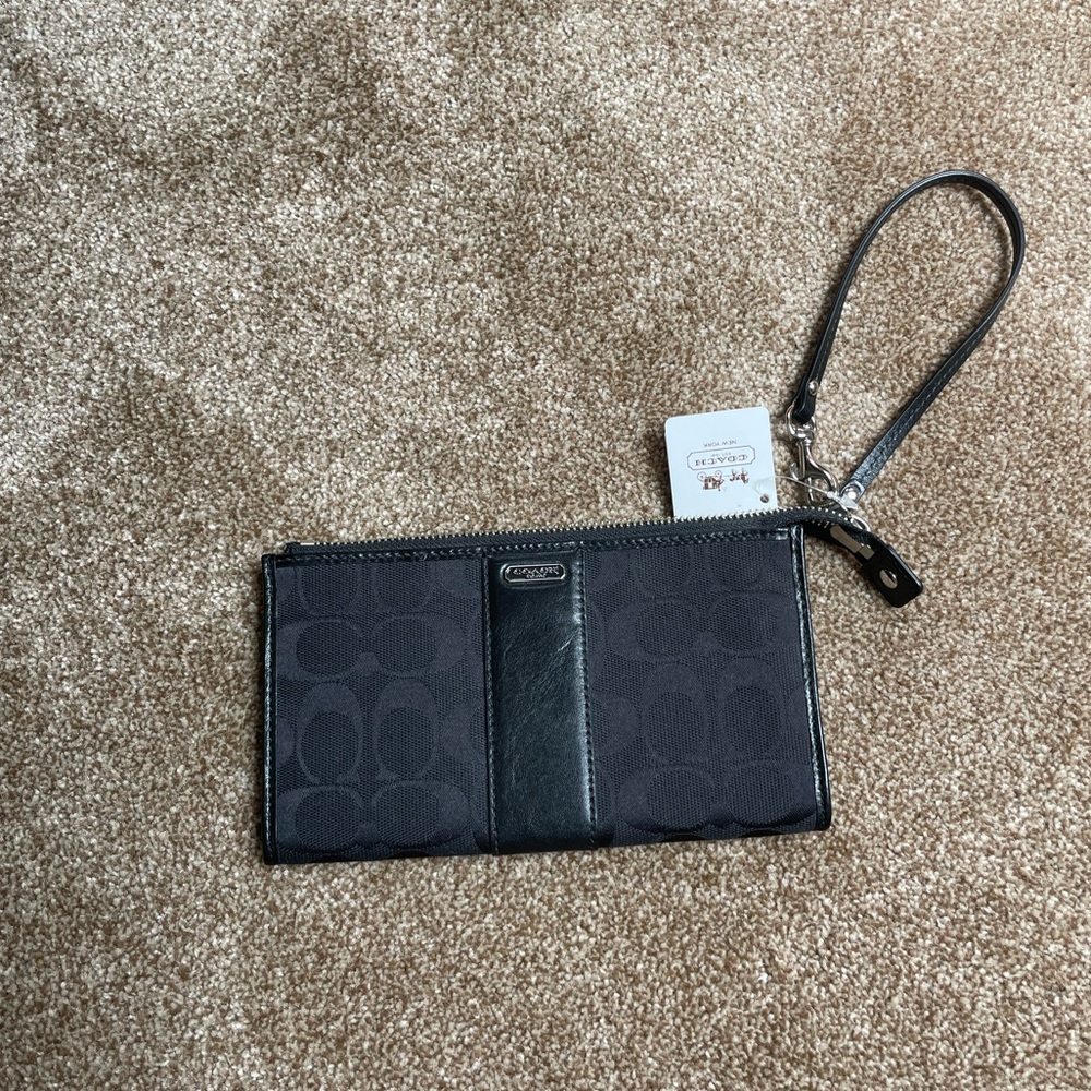 NWT Black Coach Signature Zippy Wallet 48691B